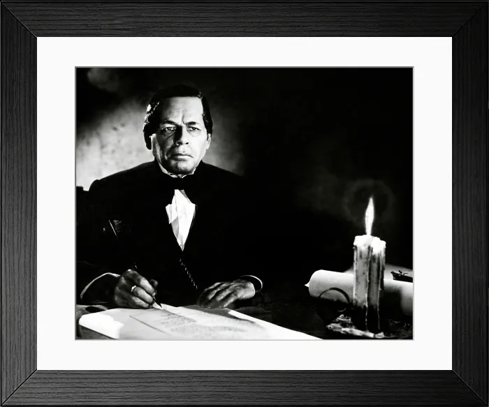 Framed Print : JUAREZ, Paul Muni, 1939