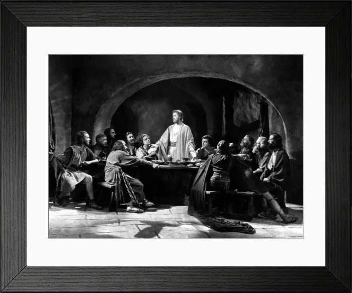Framed Print : THE KING OF KINGS, H. B. Warner as Jesus Christ, (right) Joseph Schildkraut as Judas Iscariot, 1927
