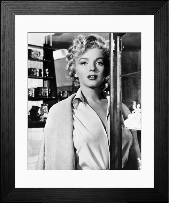 Framed Print : NIAGARA, Marilyn Monroe, 1953, TM and Copyright 20th Century-Fox Film Corp. All Rights Reserved / courtesy Everett Collection