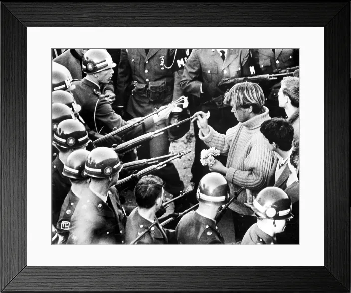 Framed Print : 4 / 8 / 67 WASHINGTON: A group of Anti-Vietnam War pickets, calling itself Spring Mobilization for Peace demonstrate in front of the White House Framed Print : 4 / 8 / 67 WASHINGTON: A group of Anti-Vietnam War pickets, calling itself Spring Mobilization for Peace demonstrate in front of the White House