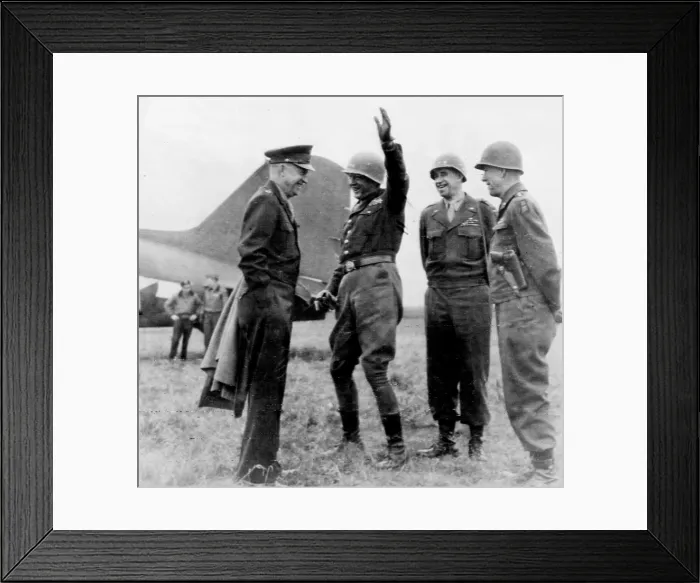 Framed Print : Original caption: Three U.S. Army field commanders durring (sic) impromptu conference with supreme commander / Sig. C. General Dwight D Framed Print : Original caption: Three U.S. Army field commanders durring (sic) impromptu conference with supreme commander / Sig. C. General Dwight D