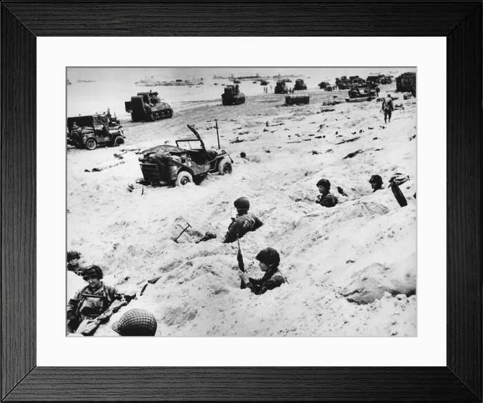 Framed Print : World War II, Soldiers on Utah Beach, France, D-Day, June 6, 1944.. Courtesy: CSU Archives  /  Everett Collection