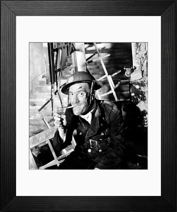 Framed Print : THE BELLS GO DOWN, Tommy Trinder, 1943 Framed Print : THE BELLS GO DOWN, Tommy Trinder, 1943