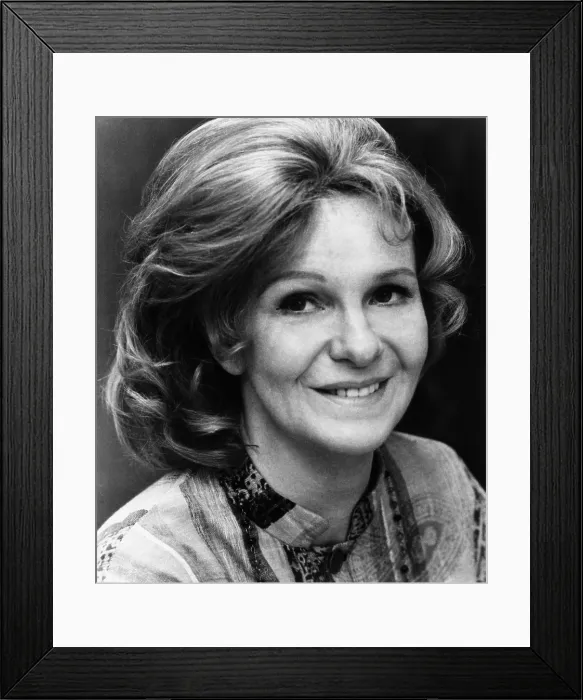 Framed Print : THE BEGUILED, Geraldine Page, 1971 Framed Print : THE BEGUILED, Geraldine Page, 1971