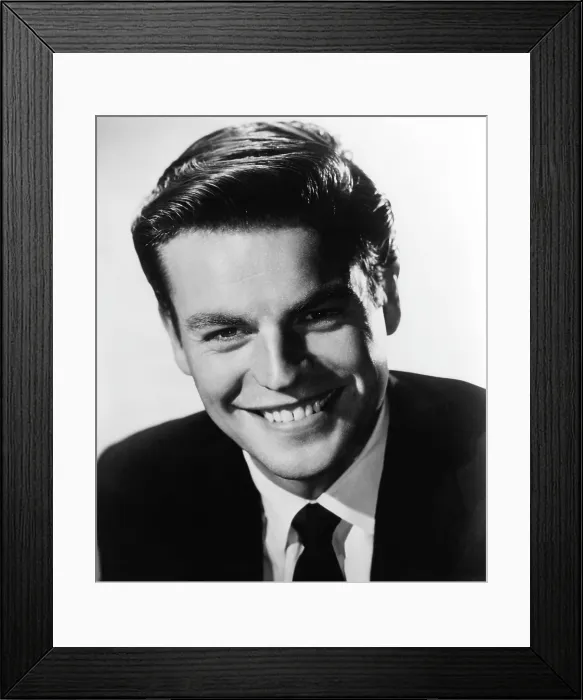 Framed Print : BETWEEN HEAVEN AND HELL, Robert Wagner, 1956, (c) 20th Century Fox, TM & Copyright  /  Courtesy: Everett Collection