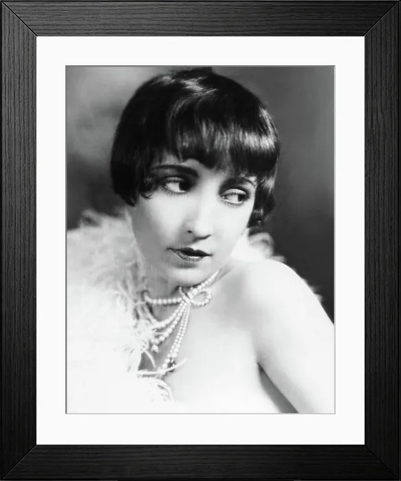 Framed Print : THE KING ON MAIN STREET, Greta Nissen, 1925