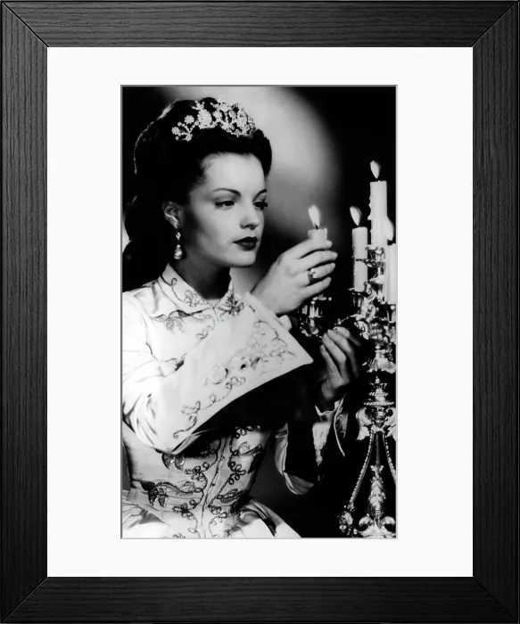 Framed Print : SISSI, (AKA FOREVER MY LOVE), Romy Schneider, 1962