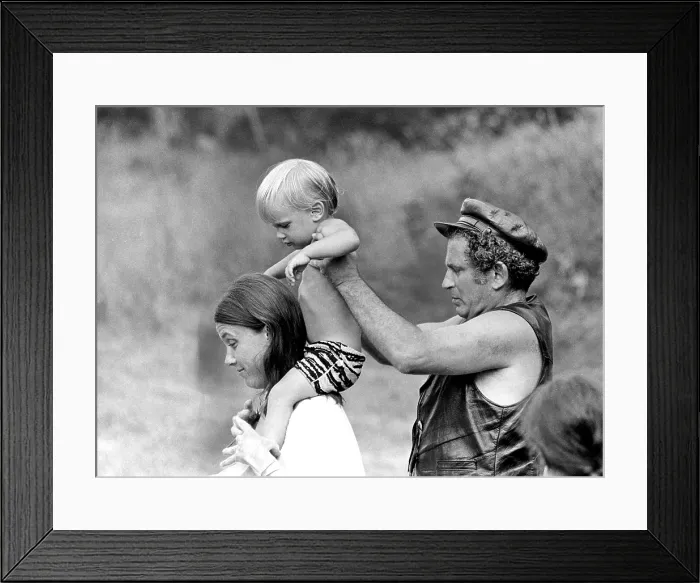 Framed Print : Actress Beverly Bentley (Norman Mailer's wife), their son Michael, and Norman Mailer on the set of MAIDSTONE (1968).. Courtesy: CSU Archives  /  Everett Collection