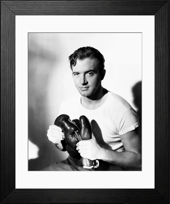 Framed Print : FOOTLIGHT SERENADE, John Payne, 1942, 20th Century-Fox Film Corporation, TM & Copyright / courtesy Everett Collection