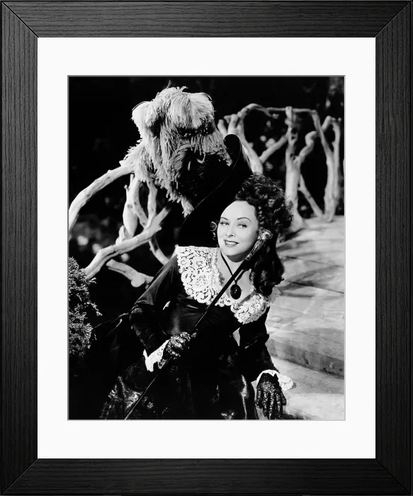 Framed Print : KITTY, Paulette Goddard, 1945