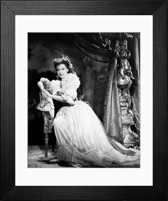 Framed Print : KITTY, Paulette Goddard, 1945