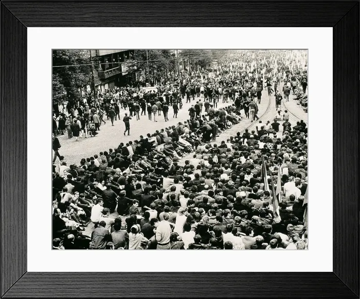 Framed Print : Czechoslovakia. Prague Spring. Popular protest due to the Soviet invasion of the country (August 1968). AISA / Everett Collection**US SALES ONLY**