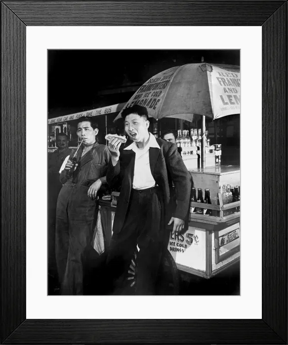 Framed Print : World War II, First Chinese seamen granted shore leave in wartime America, Lee Ah Ding and Yee Chee Ching, Chinese seamen from a British freighter