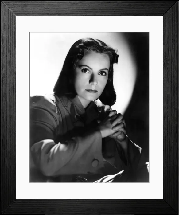 Framed Print : NINOTCHKA, Greta Garbo, portrait by Clarence Sinclair Bull, 1939 Framed Print : NINOTCHKA, Greta Garbo, portrait by Clarence Sinclair Bull, 1939