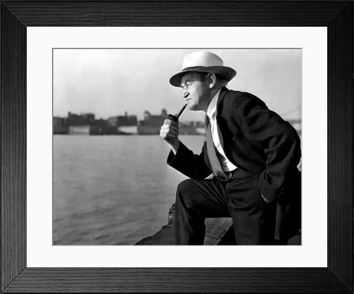 Framed Print : THE NAKED CITY, Barry Fitzgerald, 1948 Framed Print : THE NAKED CITY, Barry Fitzgerald, 1948
