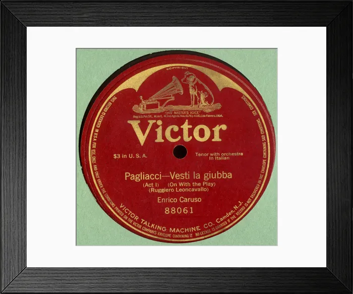 Framed Print : Victor record album of Enrico Caruso singing Pagliacci - Vesti La Giubba, 1907