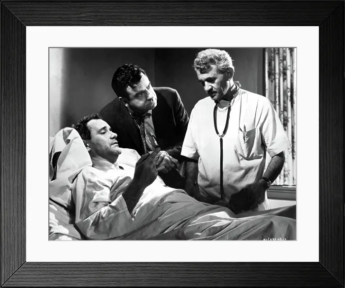 Framed Print : THE FORTUNE COOKIE, Jack Lemmon, Walter Matthau, Harry Davis, 1966