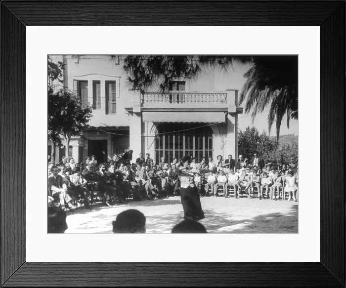 Framed Print : Spanish Civil War (1936-1939). Inauguration of the Caldetes summer campceremony presided by the Mexican ambassador Alberto Tejada (30th May 1938). SPAIN. Madrid
