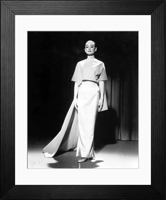 Framed Print : FUNNY FACE, Audrey Hepburn, 1957 Framed Print : FUNNY FACE, Audrey Hepburn, 1957