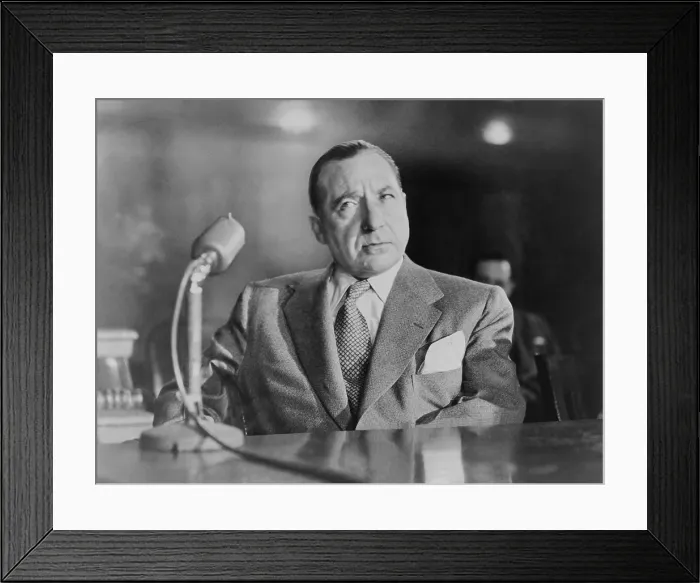 Framed Print : Frank Costello (1891-1973), testifying before the Kefauver Committee investigating organized crime in March 1951 Framed Print : Frank Costello (1891-1973), testifying before the Kefauver Committee investigating organized crime in March 1951