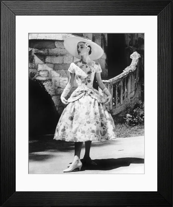 Framed Print : FUNNY FACE, Audrey Hepburn (wearing a dress by Givenchy), 1957