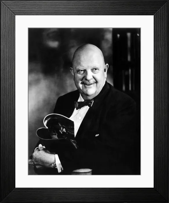 Framed Print : James Beard, 1963. Courtesy: CSU Archives / Everett Collection