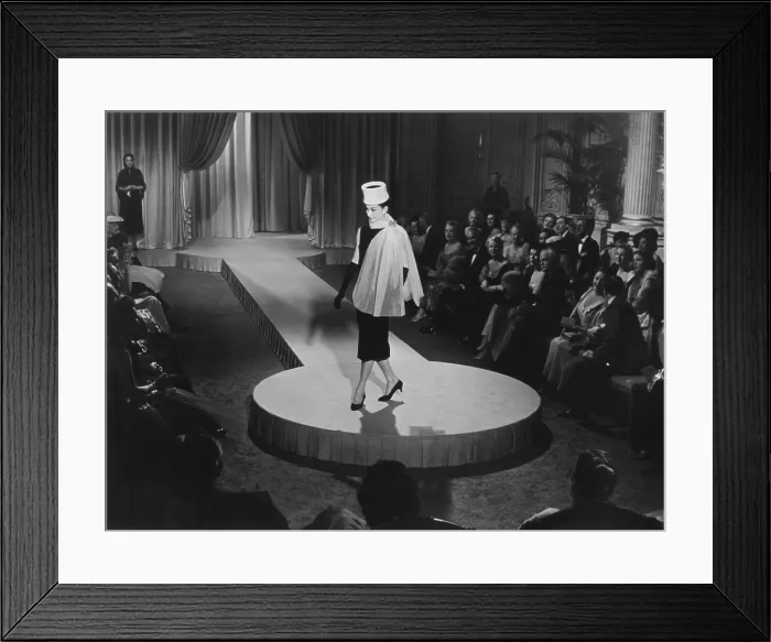 Framed Print : FUNNY FACE, Audrey Hepburn, 1957 Framed Print : FUNNY FACE, Audrey Hepburn, 1957