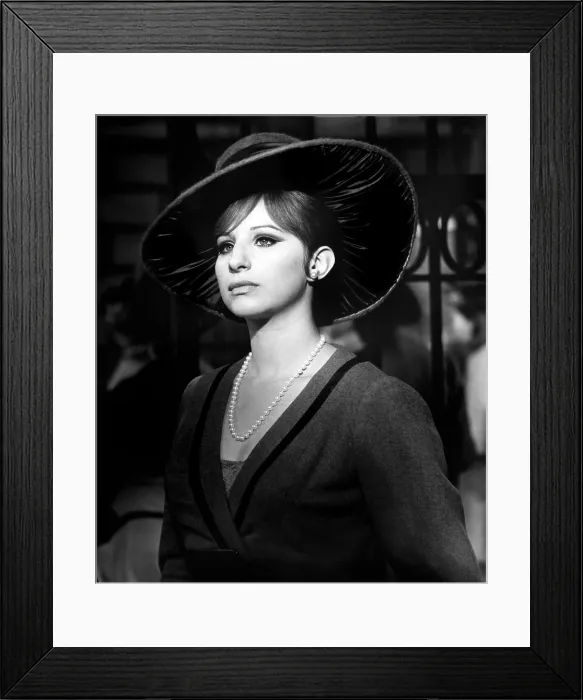 Framed Print : FUNNY GIRL, Barbra Streisand, 1968 Framed Print : FUNNY GIRL, Barbra Streisand, 1968