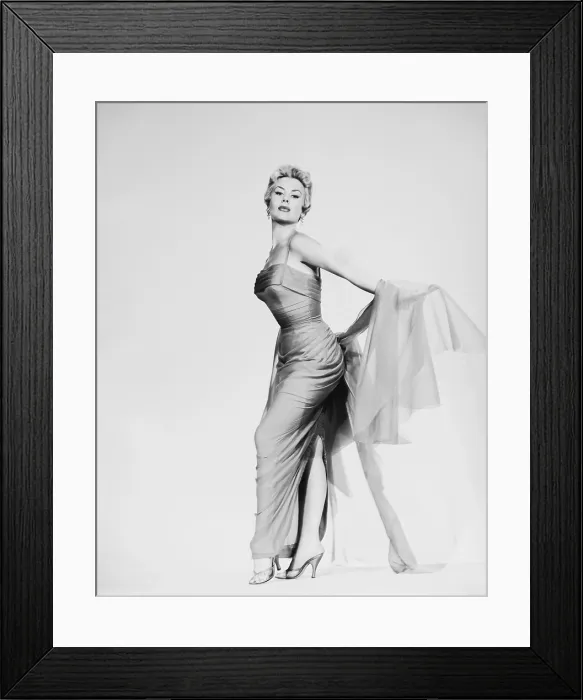 Framed Print : THE BIRDS AND THE BEES, Mitzi Gaynor, 1956 Framed Print : THE BIRDS AND THE BEES, Mitzi Gaynor, 1956