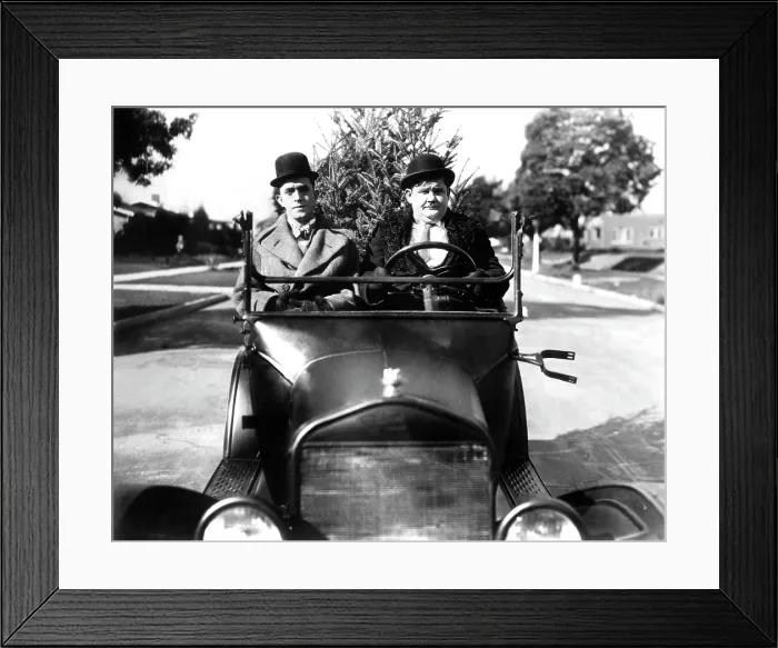 Framed Print : BIG BUSINESS, Stan Laurel, Oliver Hardy, 1929