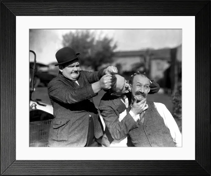 Framed Print : BIG BUSINESS, Oliver Hardy, Stan Laurel [Laurel and Hardy], James Finlayson, 1929