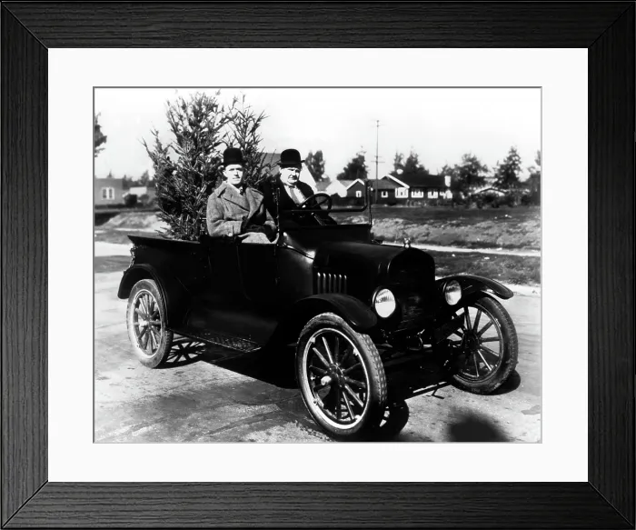Framed Print : BIG BUSINESS, Stan Laurel, Oliver Hardy [Laurel & Hardy], 1929