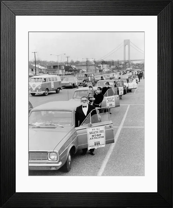 Framed Print : Protesters of Operation Breath Free wear surgical masks as they enter their cars at South Beach, Staten Island. 1967