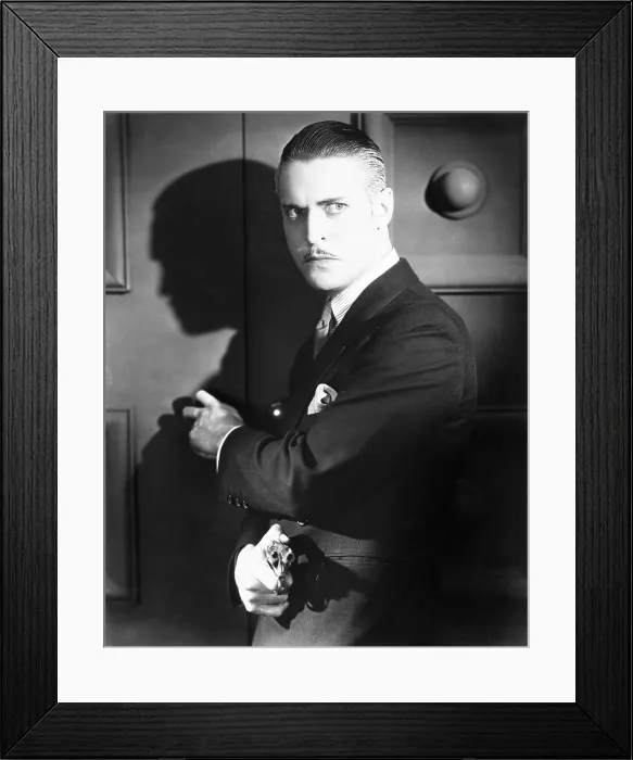 Framed Print : THE BAT WHISPERS, Chester Morris, 1930