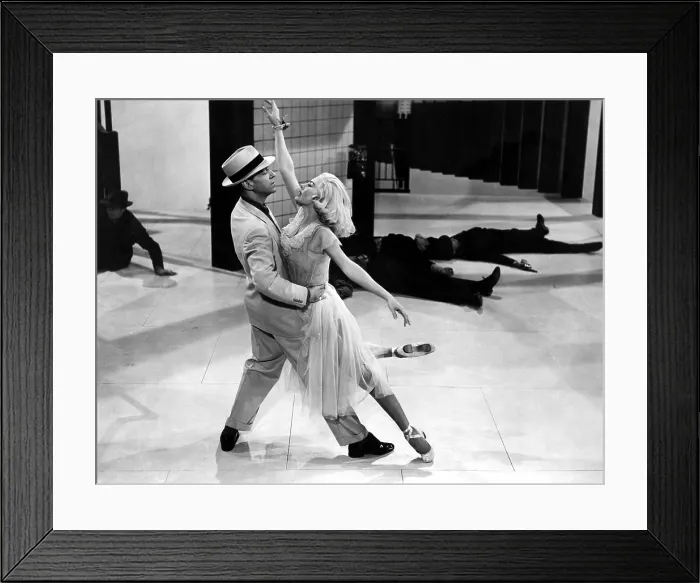 Framed Print : THE BAND WAGON, Fred Astaire, Cyd Charisse, 1953 Framed Print : THE BAND WAGON, Fred Astaire, Cyd Charisse, 1953