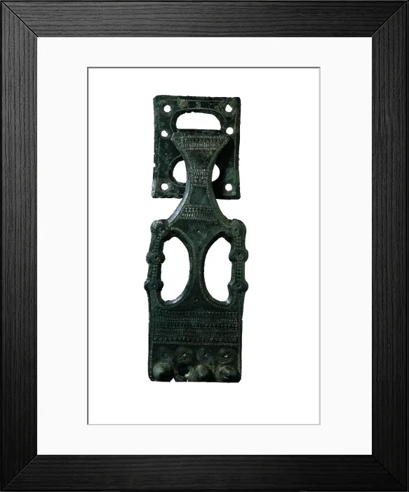 Framed Print : Belt brooch in 'Bureba' style from the Second Iron Age (6th-3rd c. BC). Iron Age. Decorative Arts. SPAIN. Burgos. Burgos Museum. Proc: SPAIN. Miraveche