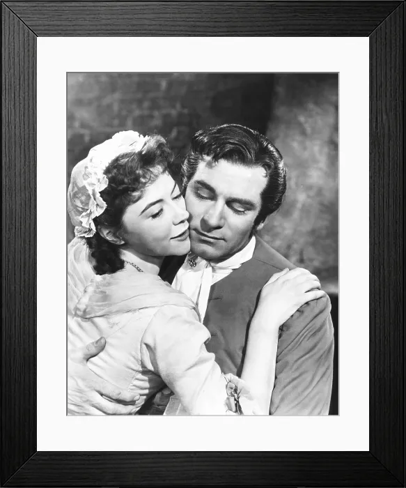 Framed Print : THE BEGGAR'S OPERA, from left: Dorothy Tutin, Laurence Olivier, 1953
