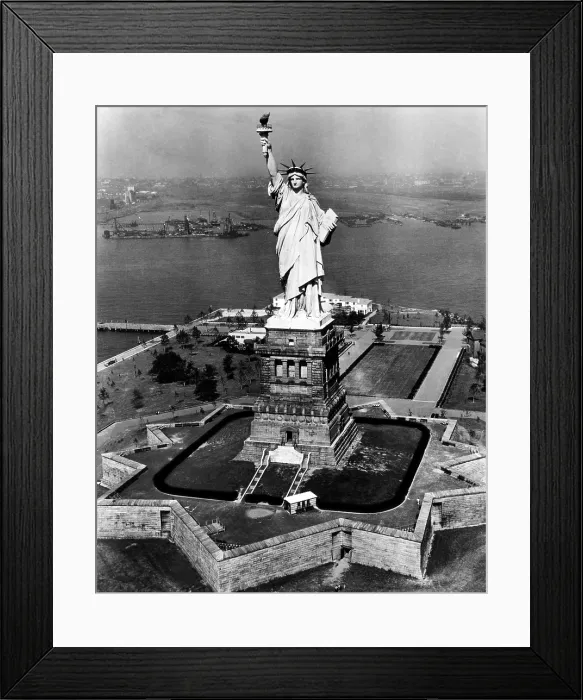 Framed Print : The Statue of Liberty, New York City, circa 1955. Courtesy: CSU Archives / Everett Collection