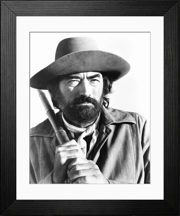 Framed Print : BILLY TWO HATS, Gregory Peck, 1974