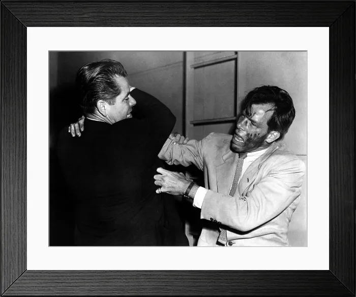 Framed Print : THE BIG HEAT, Glenn Ford, Lee Marvin, 1953