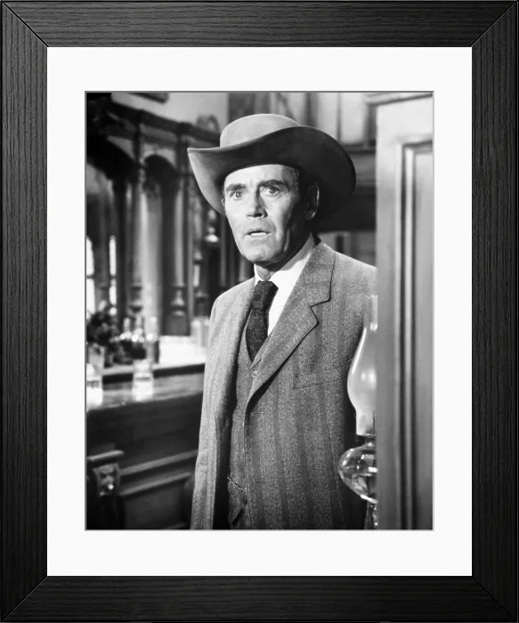 Framed Print : A BIG HAND FOR THE LITTLE LADY, Henry Fonda, 1966