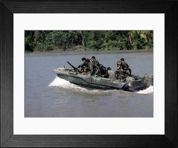 Framed Print : Vietnam War, Republic of Vietnam, members of U.S