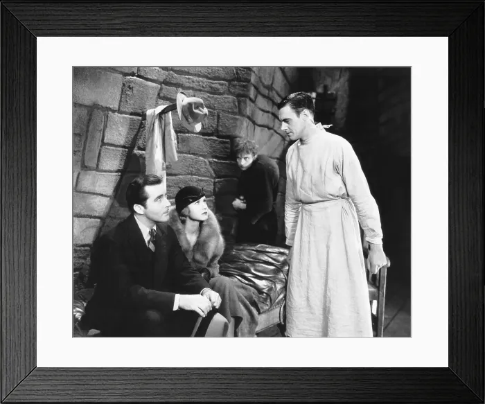 Framed Print : FRANKENSTEIN, from left, John Boles, Mae Clarke, Dwight Frye, Colin Clive, 1931 Framed Print : FRANKENSTEIN, from left, John Boles, Mae Clarke, Dwight Frye, Colin Clive, 1931