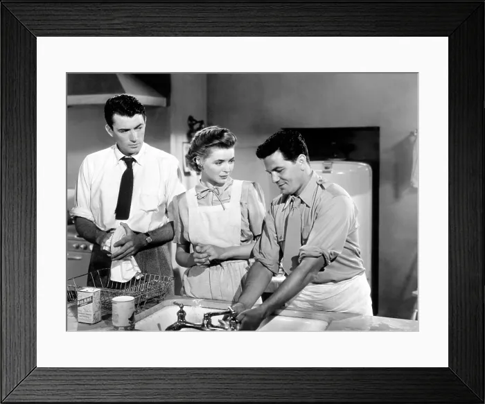 Framed Print : GENTLEMAN'S AGREEMENT, Gregory Peck, Dorothy McGuire, John Garfield, 1947. TM and Copyright (c) 20th Century Fox Film Corp. All rights reserved