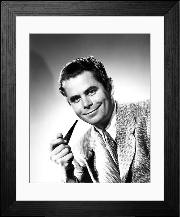 Framed Print : FRAMED, Glenn Ford, 1947