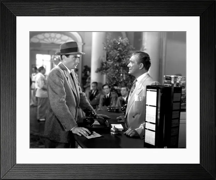 Framed Print : GENTLEMAN'S AGREEMENT, Gregory Peck, Roy Roberts, 1947