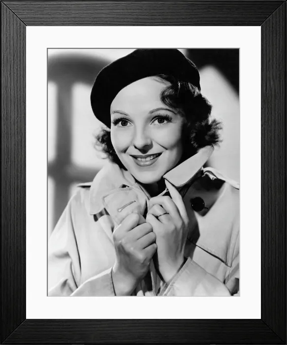 Framed Print : HANGMEN ALSO DIE, Anna Lee, 1943