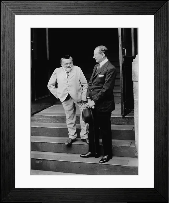 Framed Print : Charles Steinmetz (1865 - 1923) with Guglielmo Marconi (1874-1937), ca. 1920