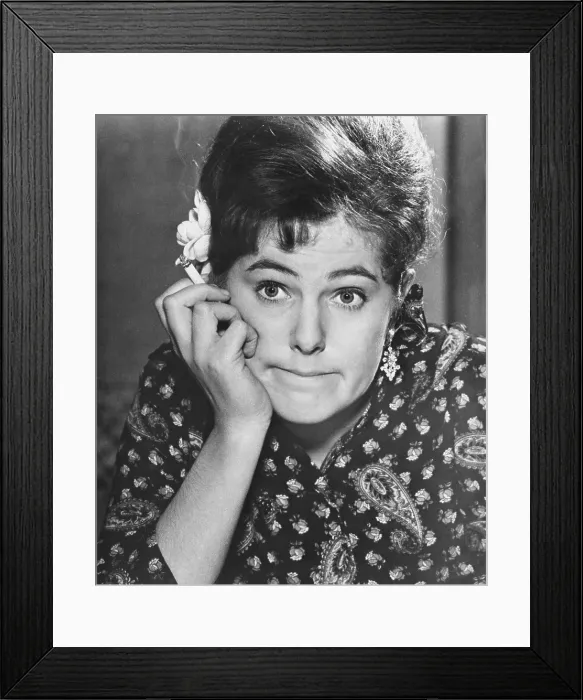 Framed Print : GEORGY GIRL, Lynn Redgrave, 1966