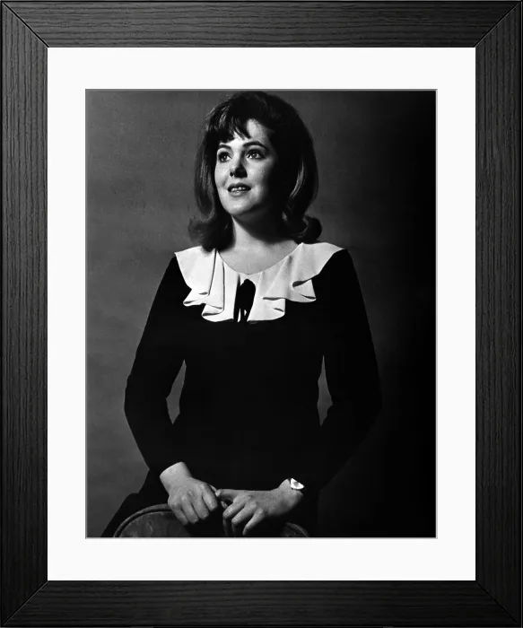 Framed Print : GEORGY GIRL, Lynn Redgrave, 1966